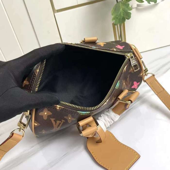 Louis Vuitton LV Unisex Keepall Bandoulière 25 Chocolate Monogram Craggy Coated Canvas M24849