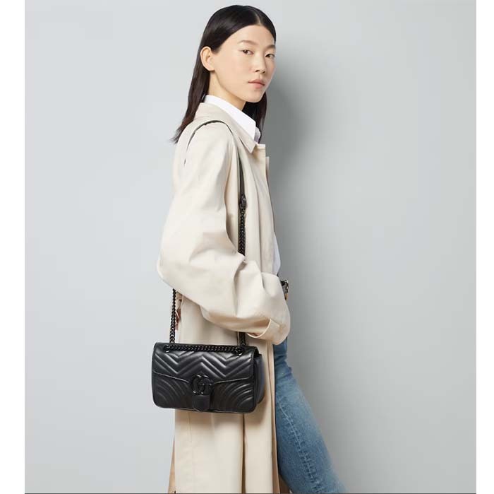Gucci Women GG Marmont Small Shoulder Bag Black Matelassé Chevron Leather Interior Zipper Pocket