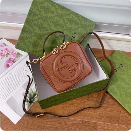 Gucci Women GG Blondie Top Handle Bag Cuir Leather Round Interlocking G