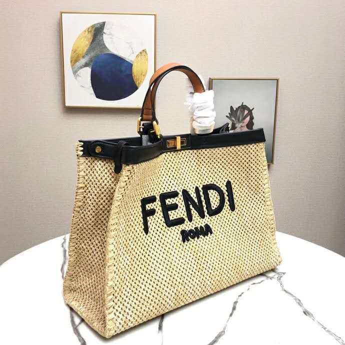 Fendi Women Medium Peekaboo X-Tote Natural Raffia Bag FENDI ROMA