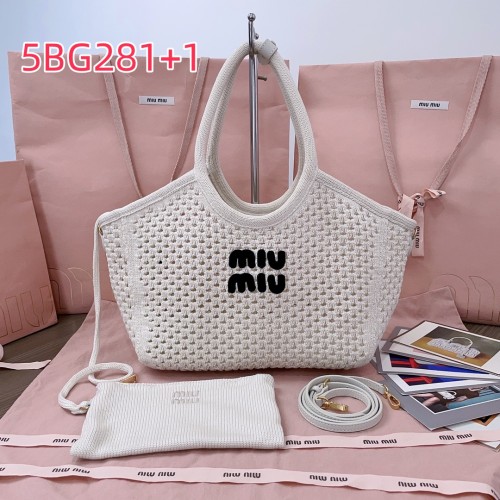 5BG281 Miu's new Isetan limited edition hollow woven tote bag