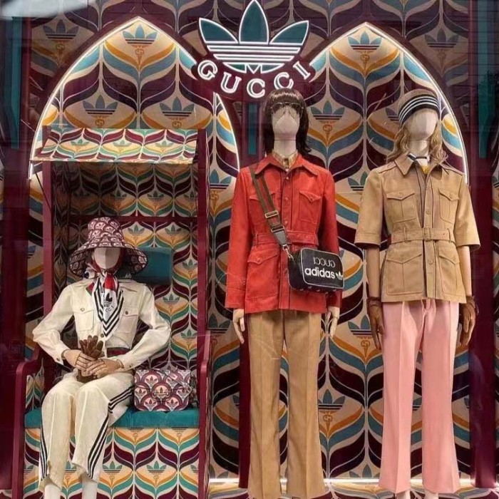 Gucci Unisex GG Adidas x Gucci Small Shoulder Bag Black Leather Green Red Web