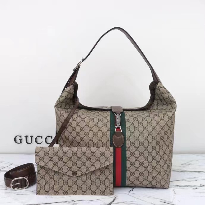Gucci Unisex Jackie 1961 Medium Shoulder Bag Beige Ebony GG Supreme Piston Closure