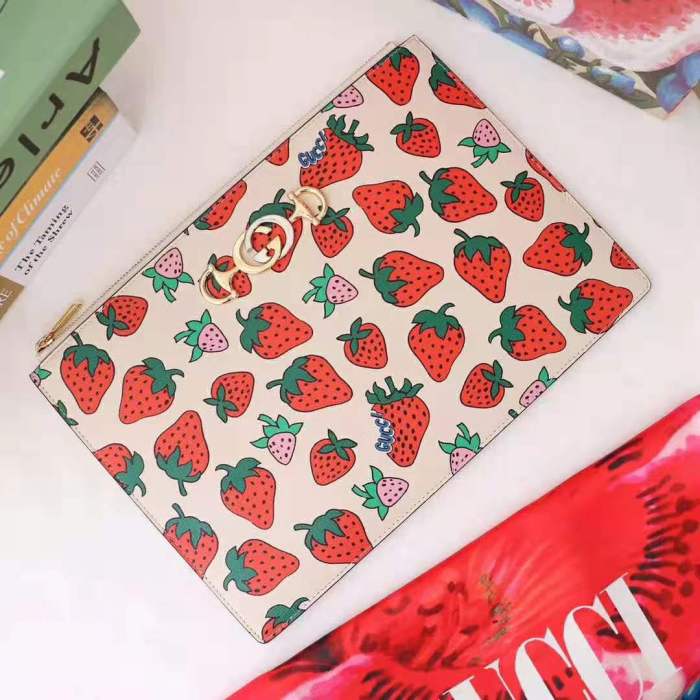 Gucci GG Women Gucci Zumi Strawberry Print Pouch in Ivory Leather
