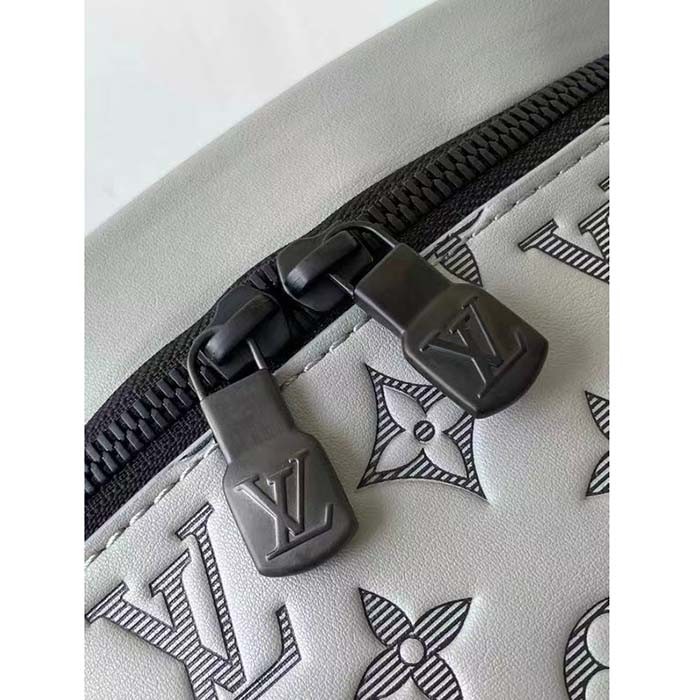 Louis Vuitton LV Unisex Discovery Bumbag Anthracite Gray Monogram Shadow Calf Leather