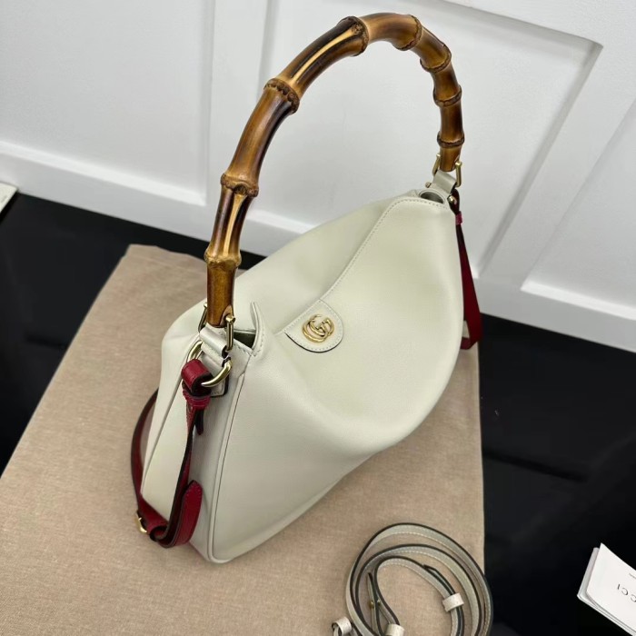 Gucci Women Diana Medium Shoulder Bag White Leather Double G