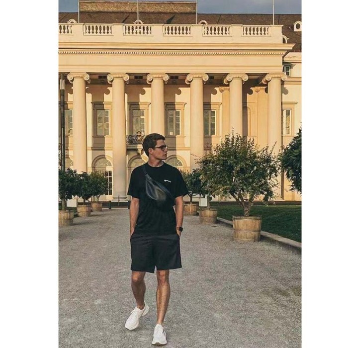 Louis Vuitton LV Unisex Discovery Bumbag PM Monogram Shadow Calf Cowhide Leather