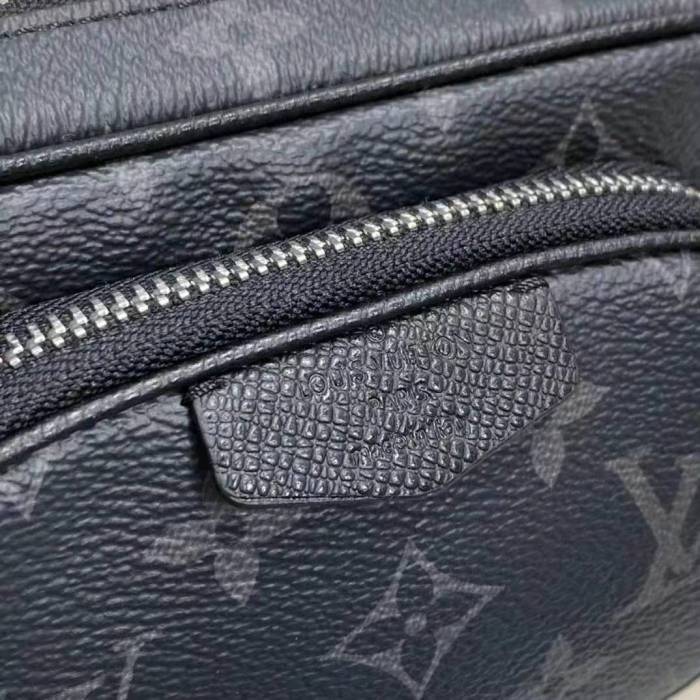 Louis Vuitton LV Men Outdoor Pouch Taigarama Noir Black Coated Canvas Cowhide Leather
