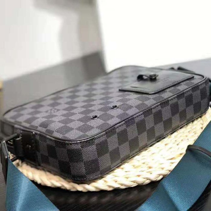 Louis Vuitton LV Men Alpha Messenger in Classic LV Damier Graphite Canvas-Grey