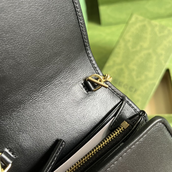 Gucci Women GG Blondie Medium Chain Wallet Black Leather Round Interlocking G