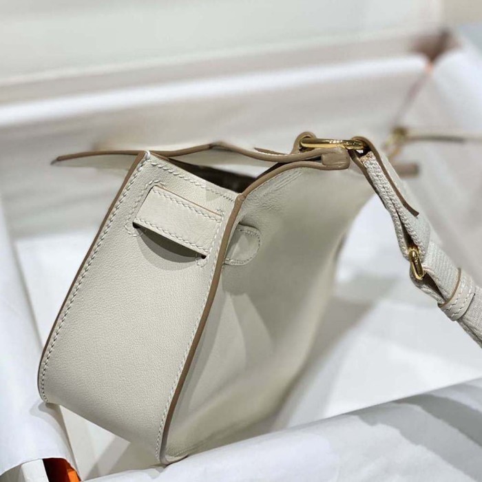 Hermes Women Jyspiere in Evercolor Leather-White/Gold