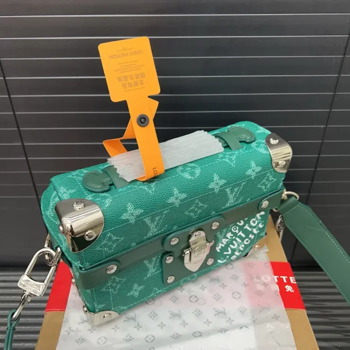 Louis Vuitton LV Men Soul Trunk-Green M12686