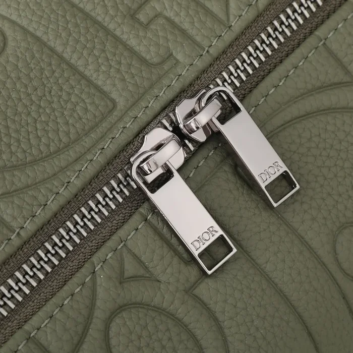 Dior Men Weekender 40 Khaki Dior Gravity Leather and Khaki Grained Calfskin