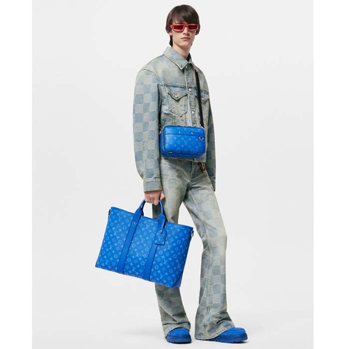 Louis Vuitton LV Unisex Alpha Messenger Agave Blue Taiga Cowhide Leather Monogram Coated Canvas M31016