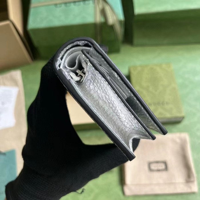 Gucci Unisex GG Marmont Card Case Wallet Metallic Silver Leather Double G