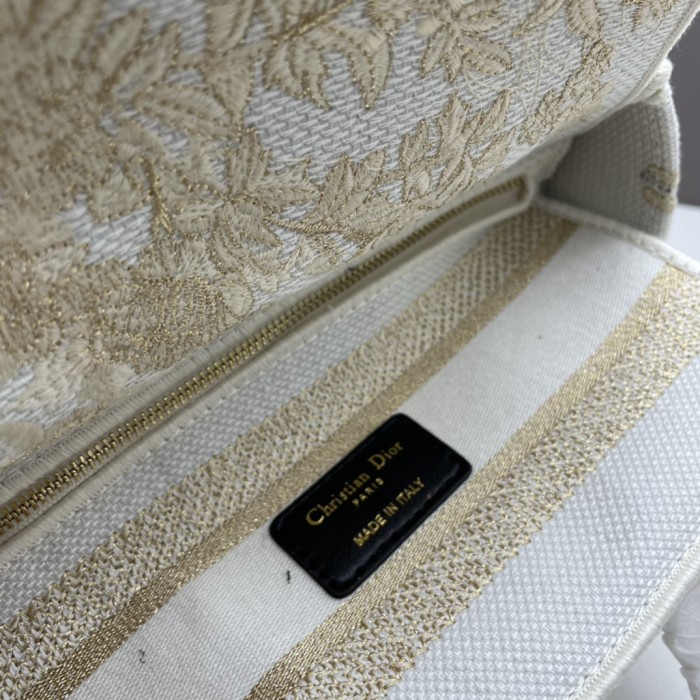 Dior Women CD Medium Lady D-Lite Bag Jardin D'Hiver Embroidery Metallic Thread