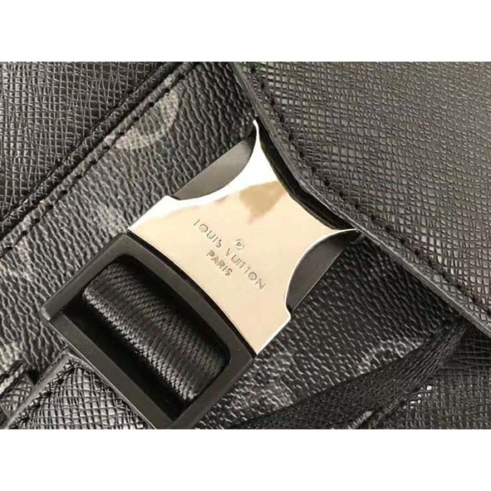 Louis Vuitton LV Unisex Outdoor Backpack Taiga Cowhide Leather-Black