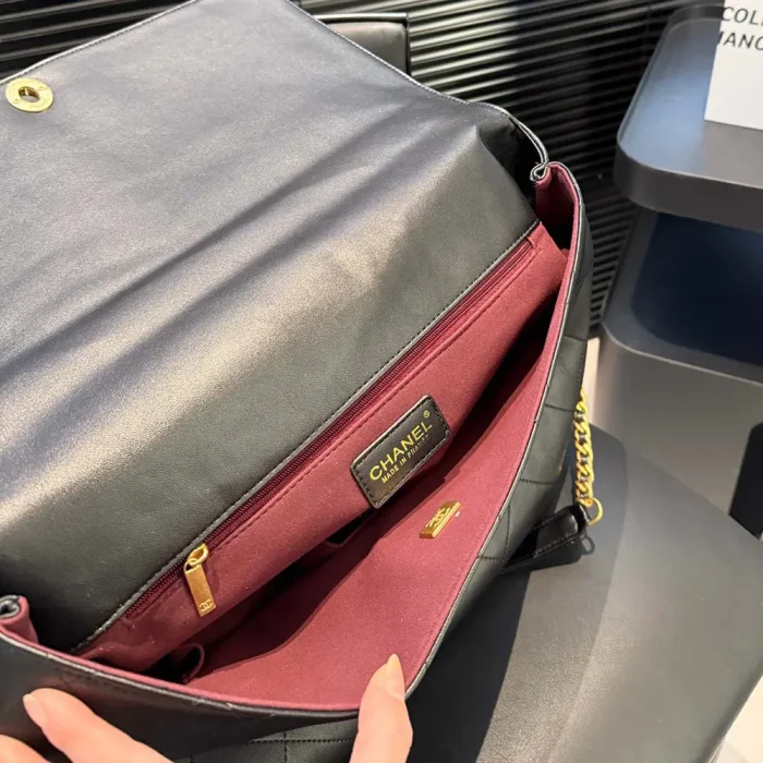 Chanel Women Maxi Flap Bag with Top Handle Calfskin Gold Tone Metal AS5543