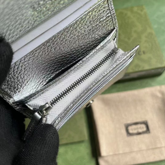 Gucci Unisex GG Marmont Card Case Wallet Metallic Silver Leather Double G