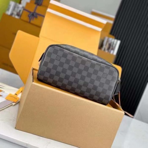Louis Vuitton LV Unisex Dopp Kit Toilet Pouch Damier Graphite Coated Canvas Cowhide-Leather