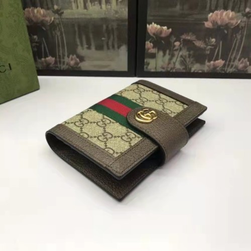 Gucci Unisex Ophidia GG Passport Case Beige Ebony GG Supreme Canvas