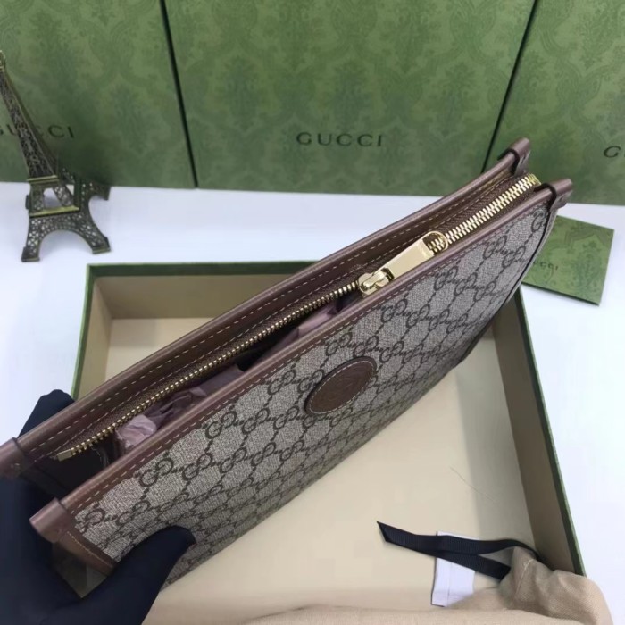 Gucci Unisex Beauty Case Interlocking G Beige Ebony GG Supreme Canvas