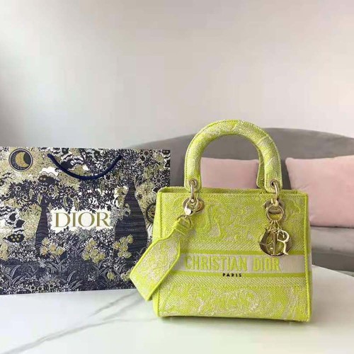 Dior Women Medium Lady D-lite Bag Lime Toile De Jouy Reverse Embroidery
