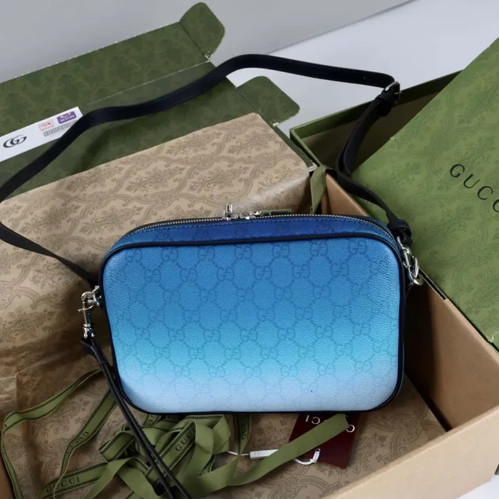 Gucci Unisex Chroma Small Crossbody Bag-Dark Blue 835691