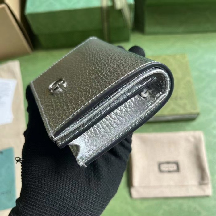 Gucci Unisex GG Marmont Card Case Wallet Metallic Silver Leather Double G