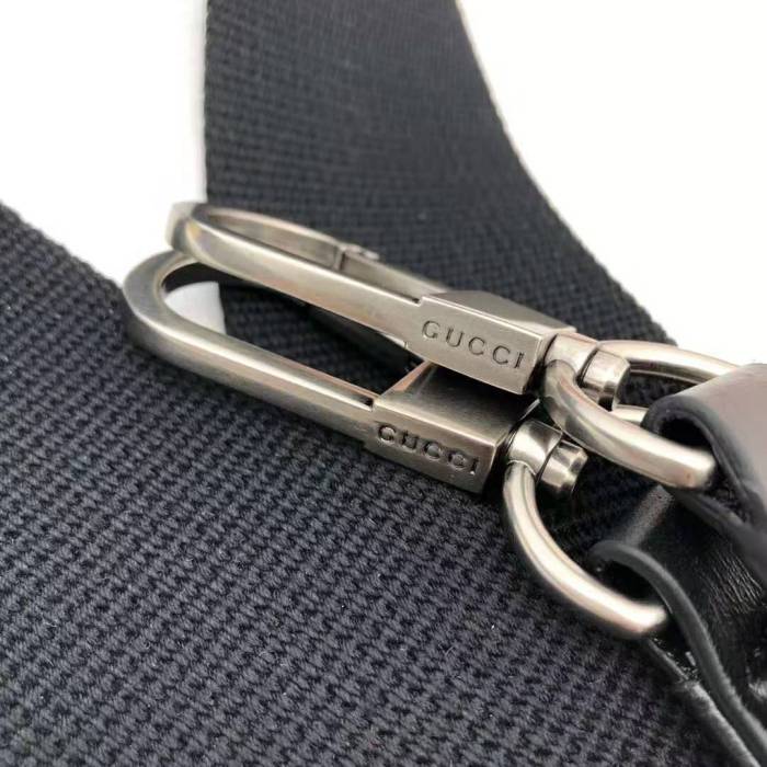 Gucci GG Men Medium Soft Leather Duffle in Black Soft Leather