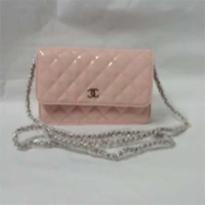 Chanel Women CC Flap Bag Sandy Beige Grained Calfskin Leather Gold-Tone Metal