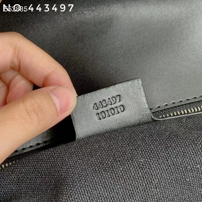 Gucci Women GG Marmont Small Shoulder Bag Black Matelassé Chevron Leather Interior Zipper Pocket