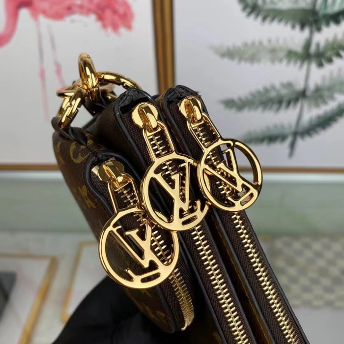 Louis Vuitton LV Unisex Trio Pouch Monogram Giant Mini Coated Canvas Cowhide