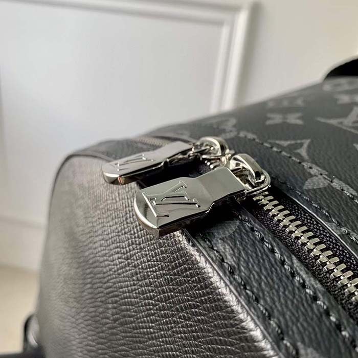 Louis Vuitton LV Unisex Discovery Backpack PM Black Taiga Cowhide Leather M30230