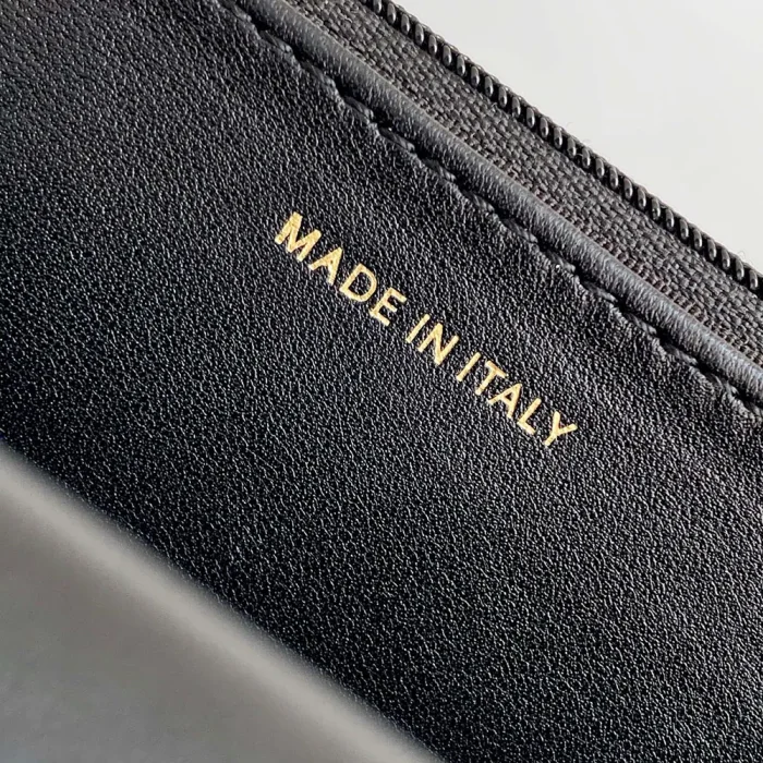 Chanel Women Wallet on Chain Lambskin Strass Gold Tone Metal-Black