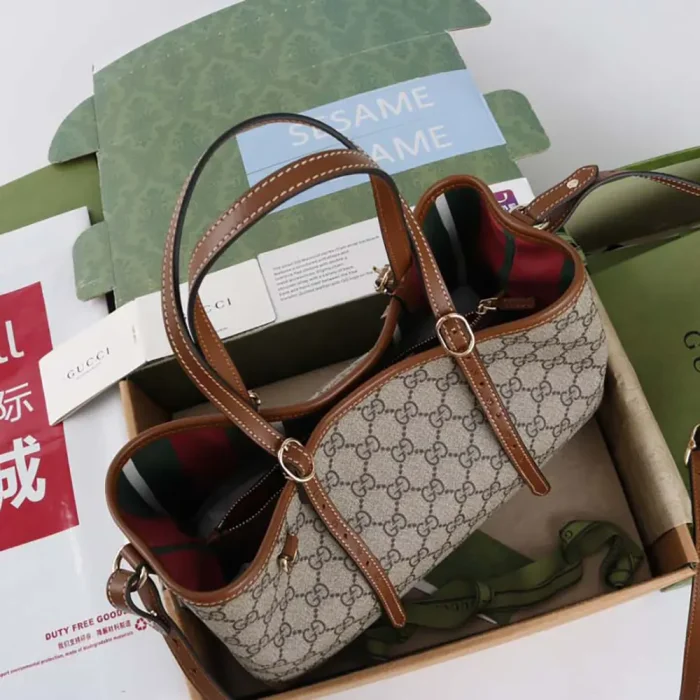 Gucci Women GG Emblem Medium Tote Bag-Brown ‎815214FAD6L9758