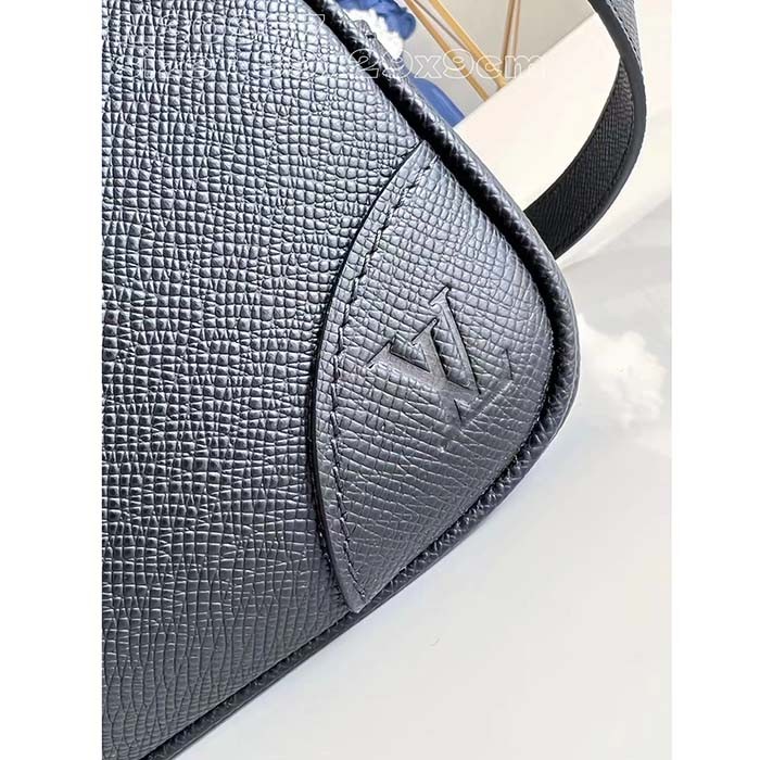 Louis Vuitton LV Unisex Porte-Documents Voyage Black Taiga Cowhide Leather