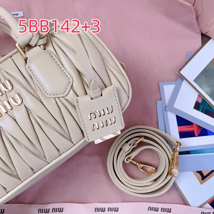 5BB142 MIU new bowling bag