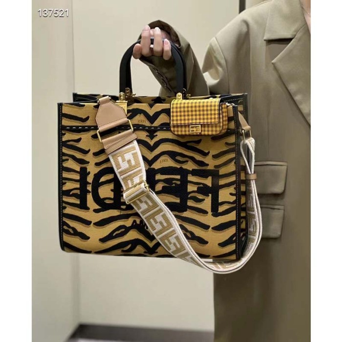 Fendi Unisex Fendi Sunshine Medium Shopper Bag Spring Festival Capsule Collection