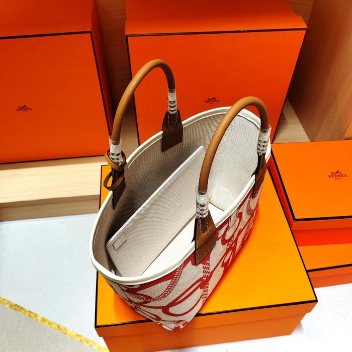 Hermes Unisex Steeple 25 Ecru Tote Bag-Orange H083621CKAB