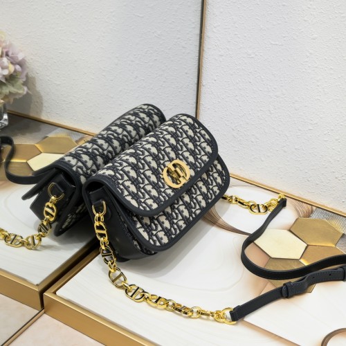 Dior Women CD Small 30 Montaigne Avenue Bag Blue Dior Oblique Jacquard