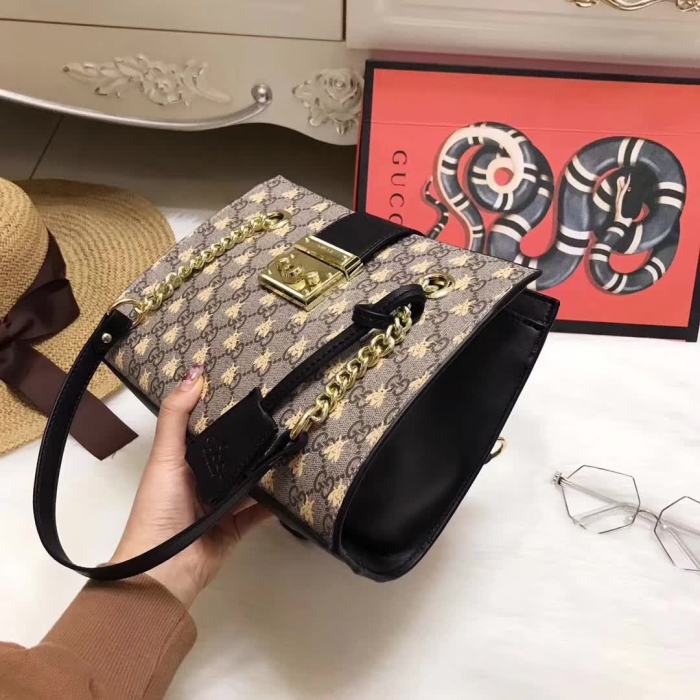 Gucci Padlock Small GG Supreme Canvas Shoulder Bag with Printed Bees