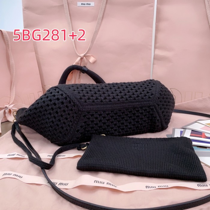 5BG281 Miu's new Isetan limited edition hollow woven tote bag