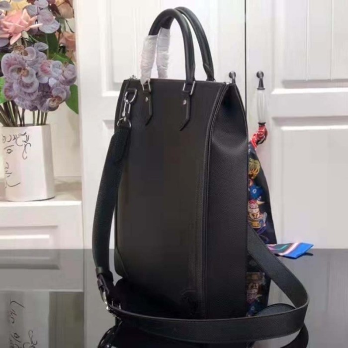 Louis Vuitton LV Unisex Vertical Tote Black Taiga Cowhide Leather Textile Lining