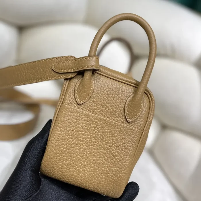 Hermes Women Lindy Mini 19 in Clemence Leather-Sandy/Silver