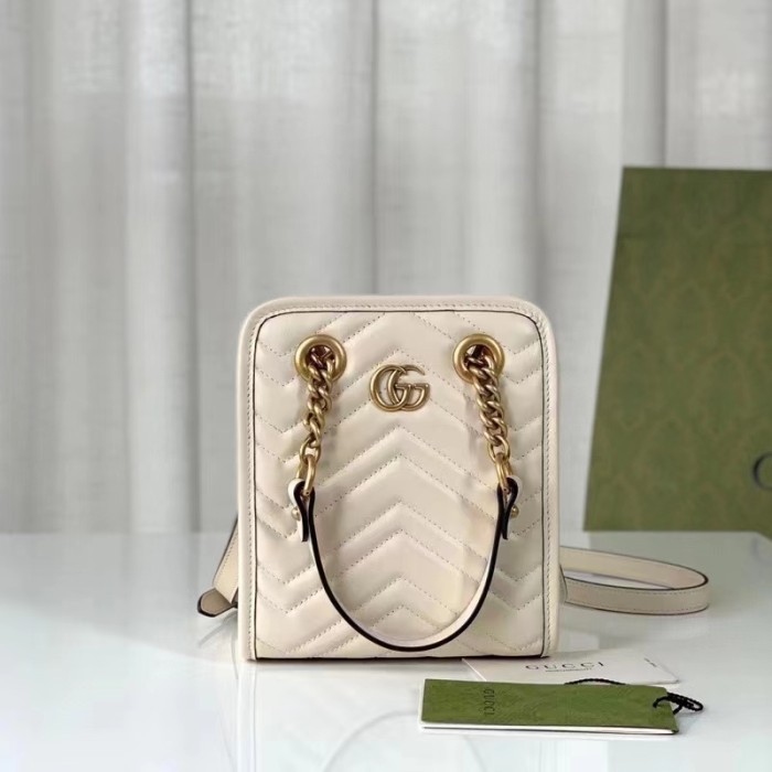 Gucci Women GG Marmont Matelassé Mini Bag White Chevron Leather Double G