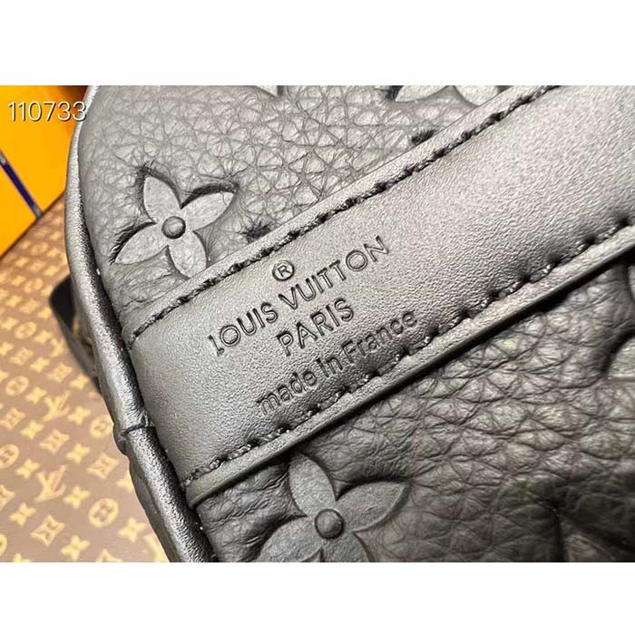 Louis Vuitton LV Unisex Keepall Bandoulière 25 Black Taurillon Monogram Embossed Cowhide Leather M20900