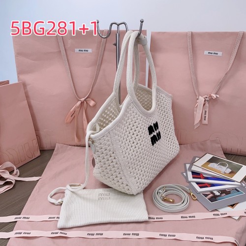 5BG281 Miu's new Isetan limited edition hollow woven tote bag