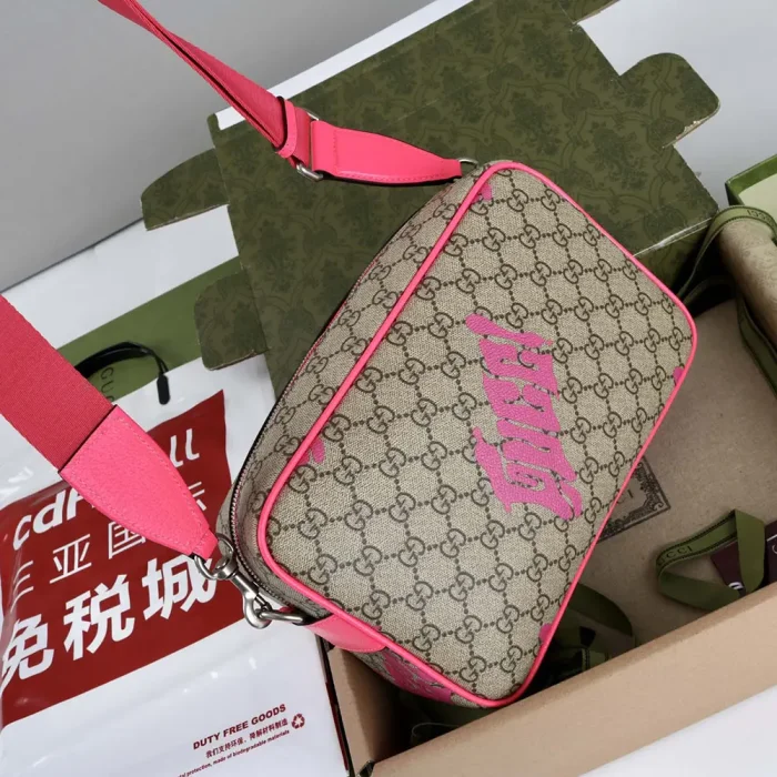 Gucci Unisex Medium Crossbody Bag with Print-Pink 839380