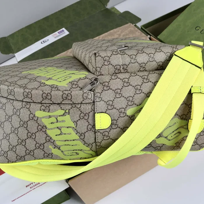 Gucci Unisex Medium Backpack with Print-Dark Green 834466